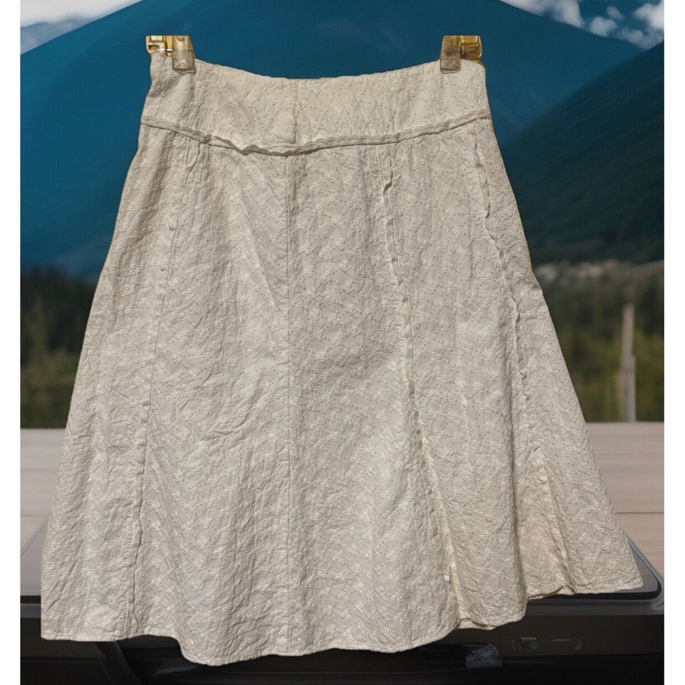 Two Star Dog  White Skirt Women's Size Medium Sustainable Cottage Summer